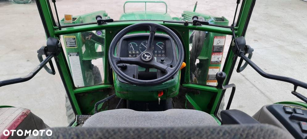 John Deere 4710 - 9