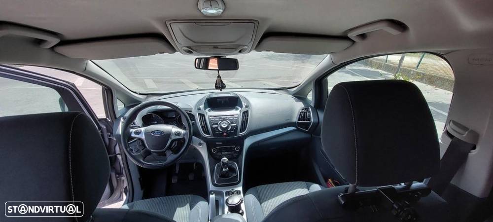 Ford Grand C-Max - 10