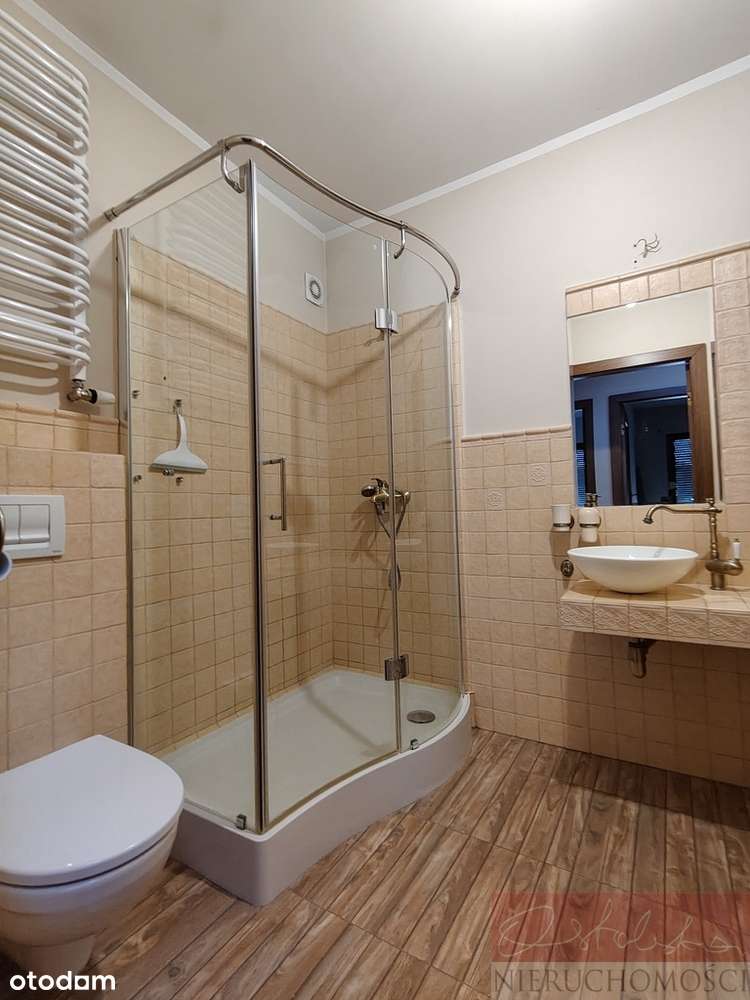 Dwupoziomowe w centrum Puszczykowa-11