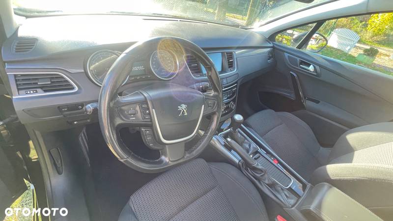 Peugeot 508 1.6 e-THP Allure S&S - 27