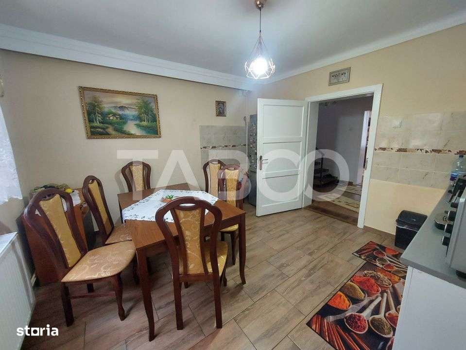 Casa de vanzare teren 950 mp si deschidere 21 m in zona Calea Poplacii-4