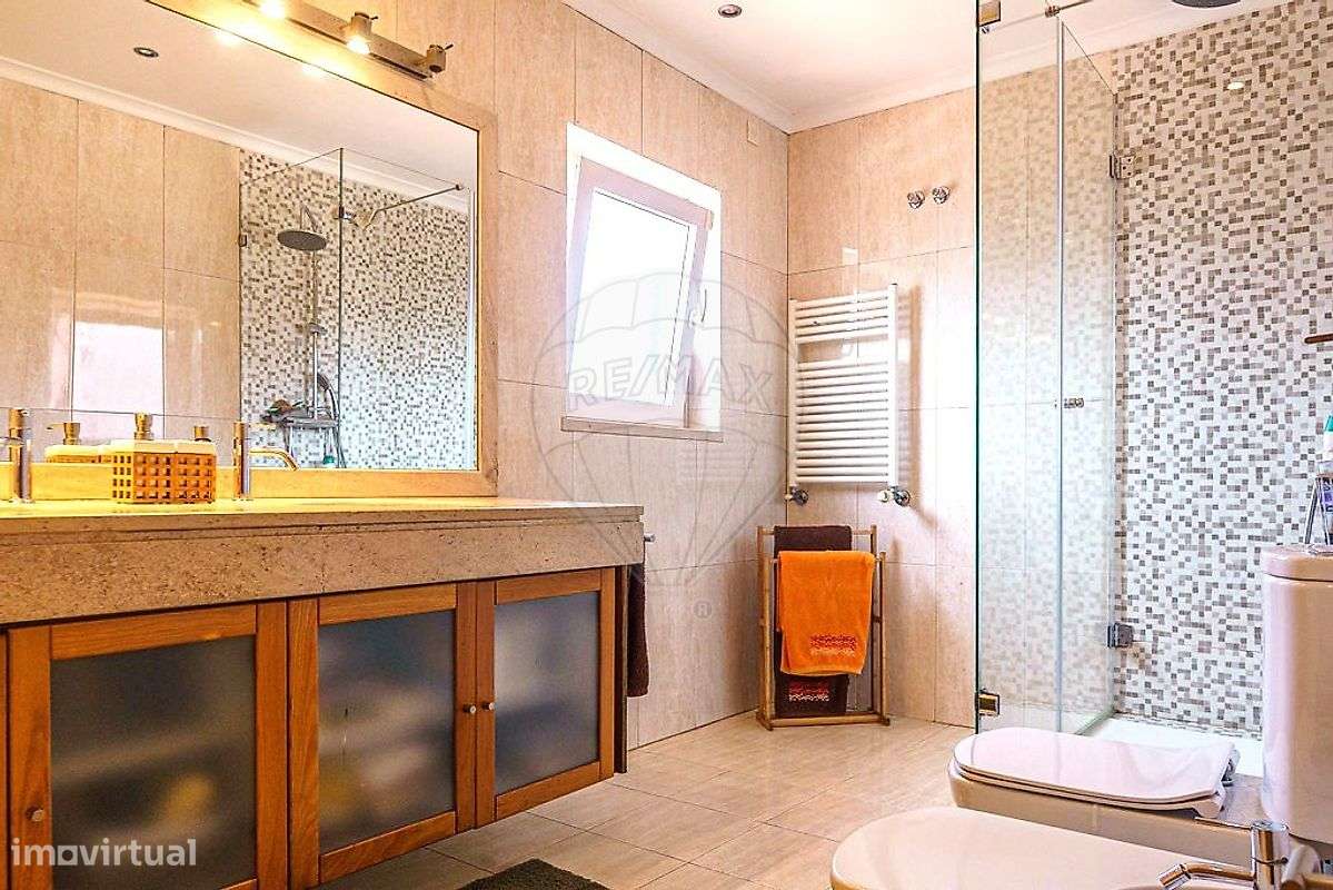 Moradia T4 para venda-19