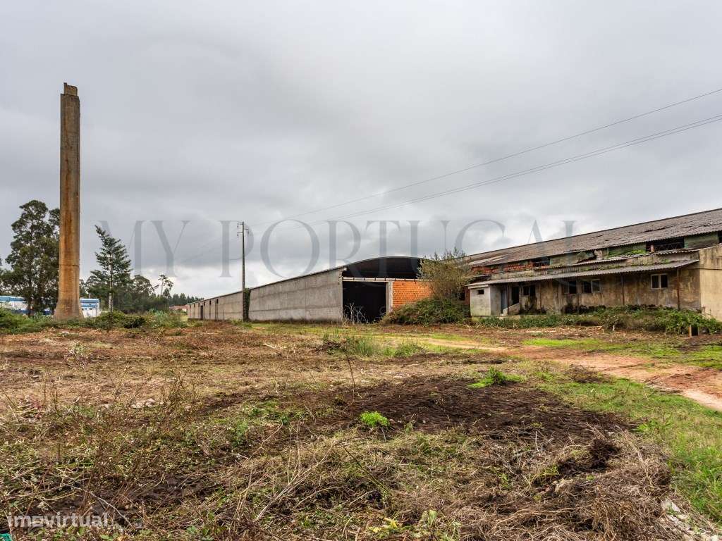 Terreno para Construção de 32.500 m² com Viabilidade Turística e In...-17