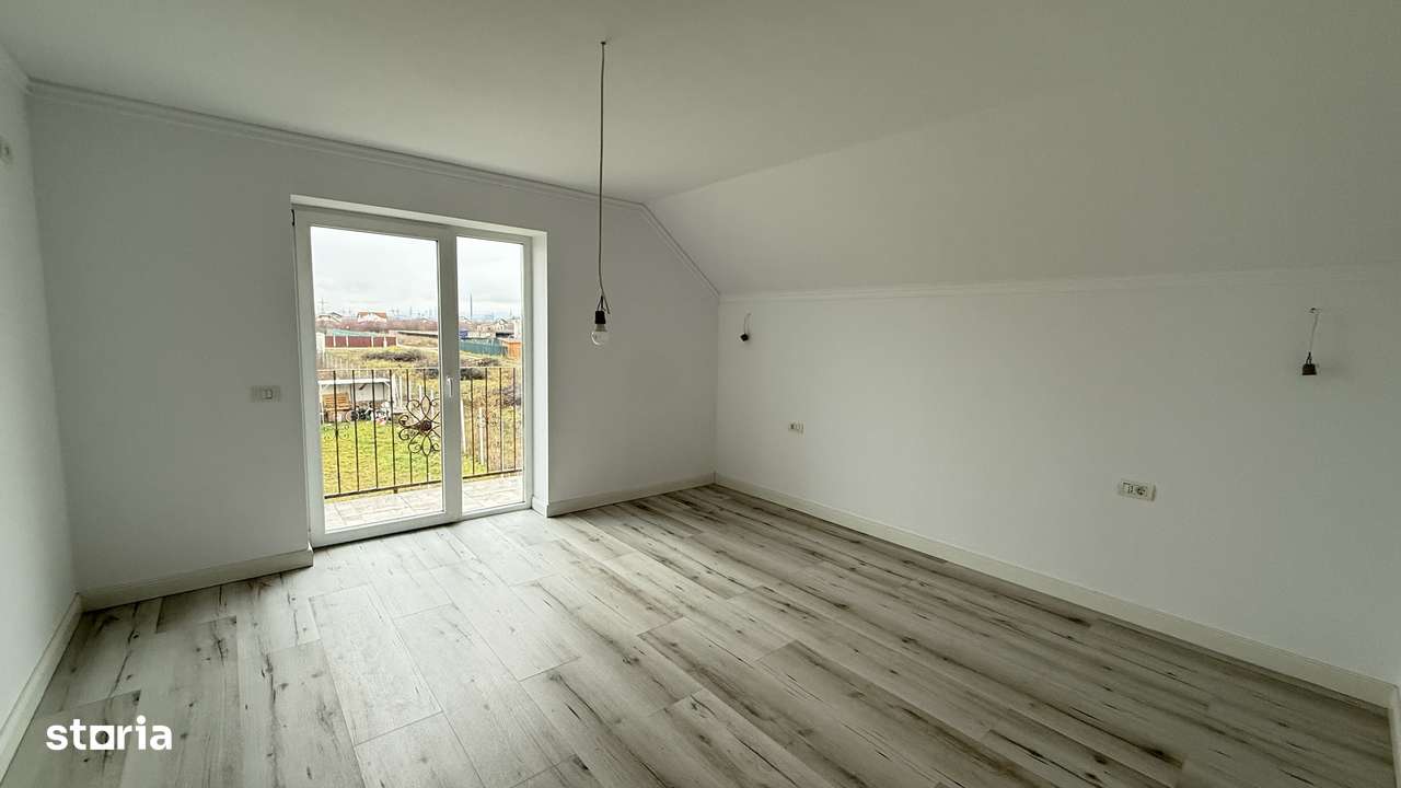 Casă nouă 2025, 4 camere, Sanpetru – Str. Mărului, lângă Dealul Lempes-14