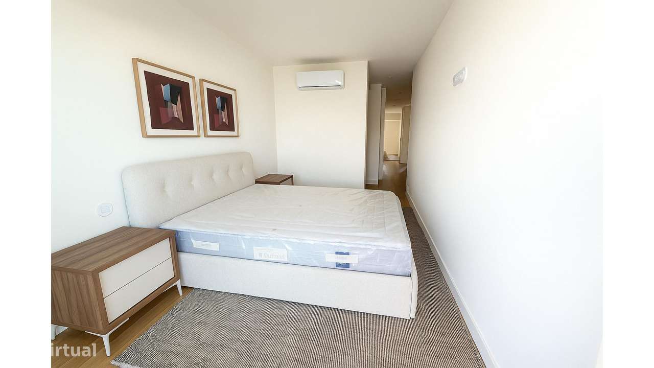 T2 com Garagem e Varandas-21