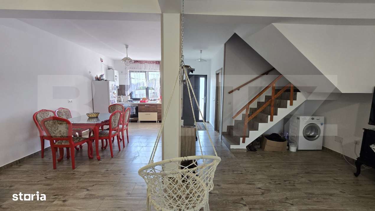 Casa 4 camere 110 mp .Teren 200 mp . Odoreu - Imagine principală: 5/11