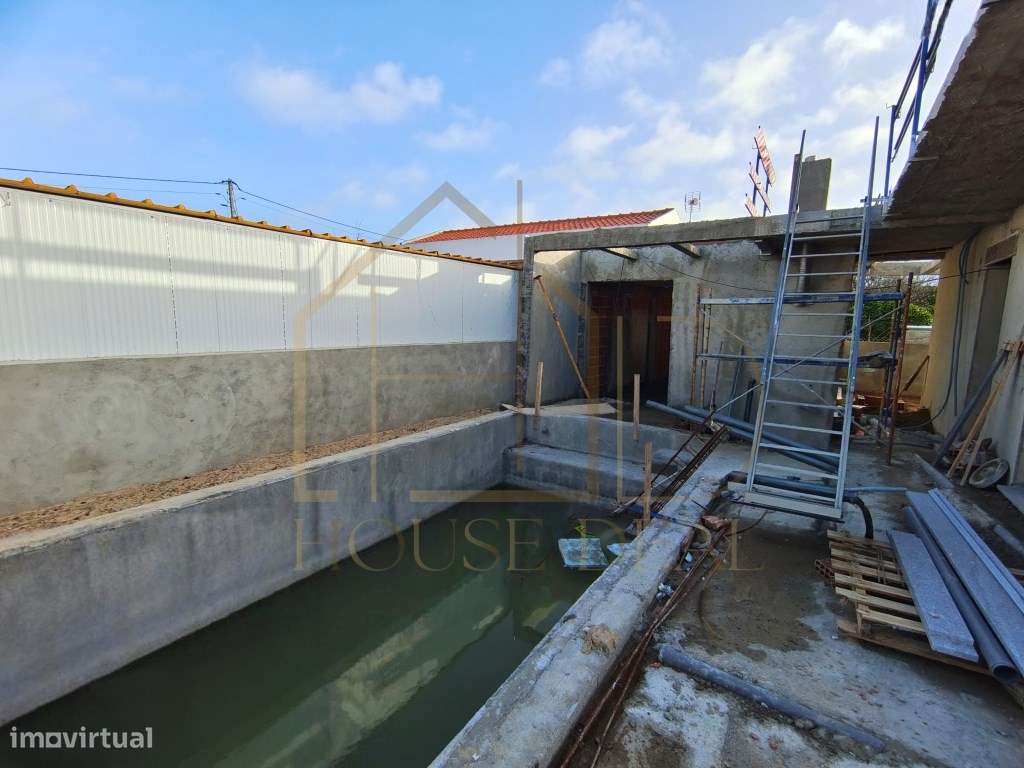 Sofisticada Moradia Térrea T3 +1 com Piscina. Fernão Ferro-28