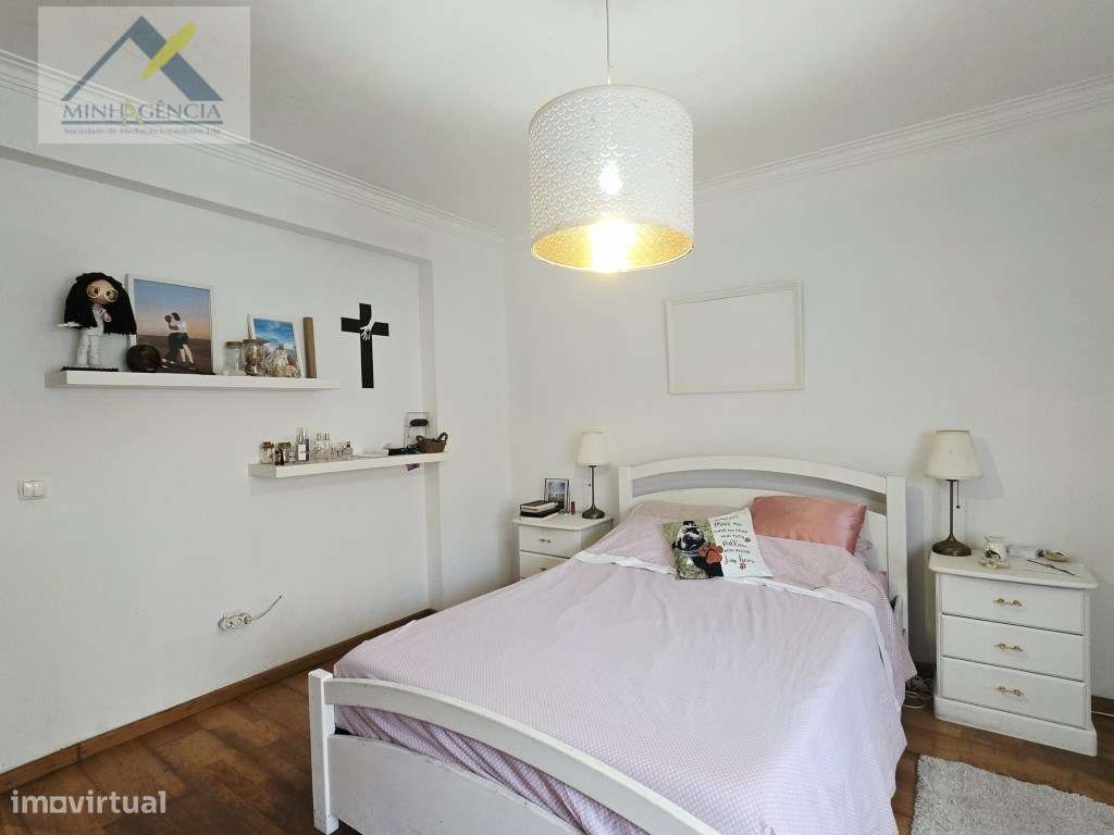 Apartamento T3 com terraço e garagem no Bairro Dias em Setúbal-16
