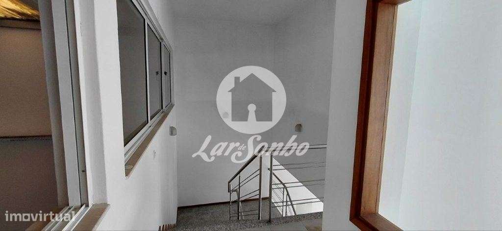 Pavilhão industrial em Barcelos - Grande imagem: 5/7