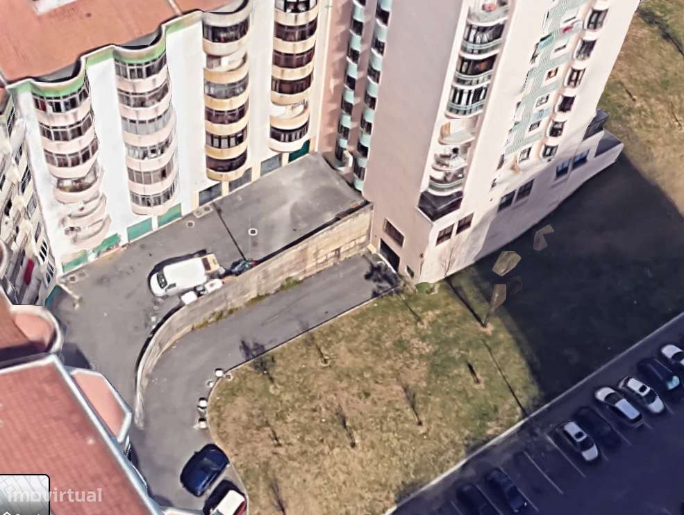 Vende-se 1 Espaço em Parqueamento - Tapada das Merces - Grande imagem: 5/11