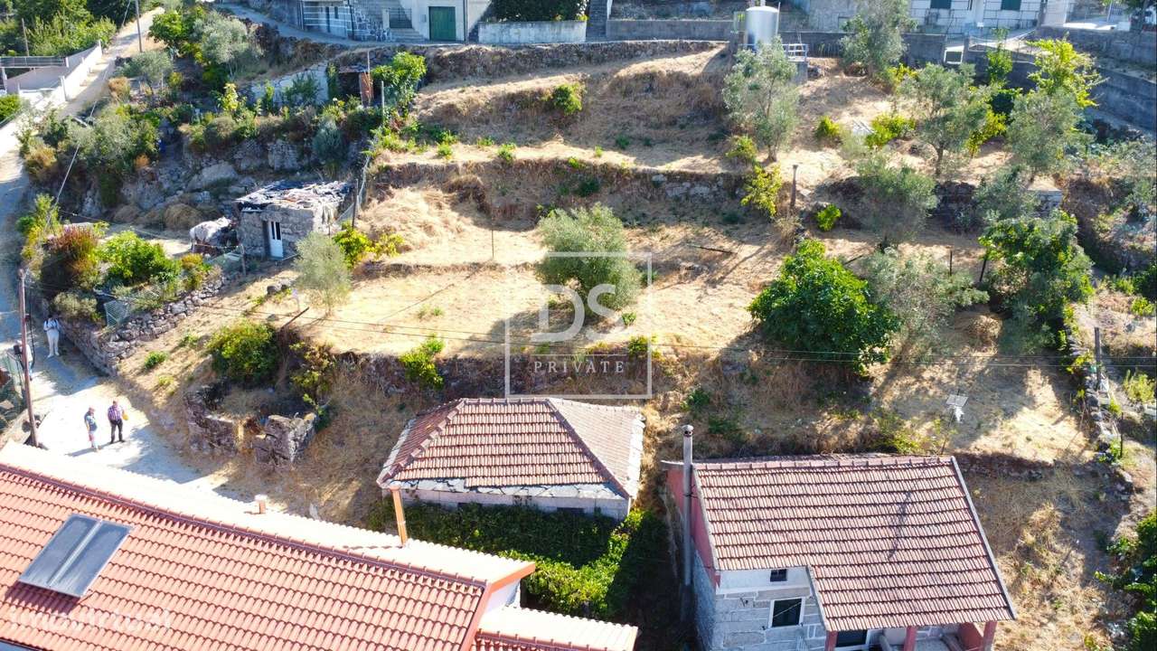 Casa com terreno e vistas de serra – Póvoa, Ansiães - Amarante-14
