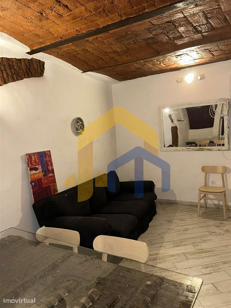 🏡 Moradia Térrea em Banda T2 no Centro de Estremoz-42