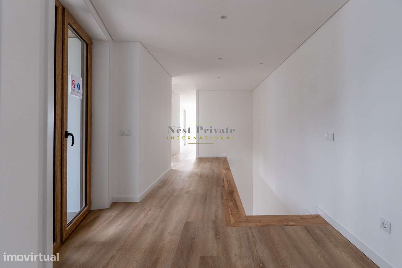 Apartamento T5 Duplex Antas-26