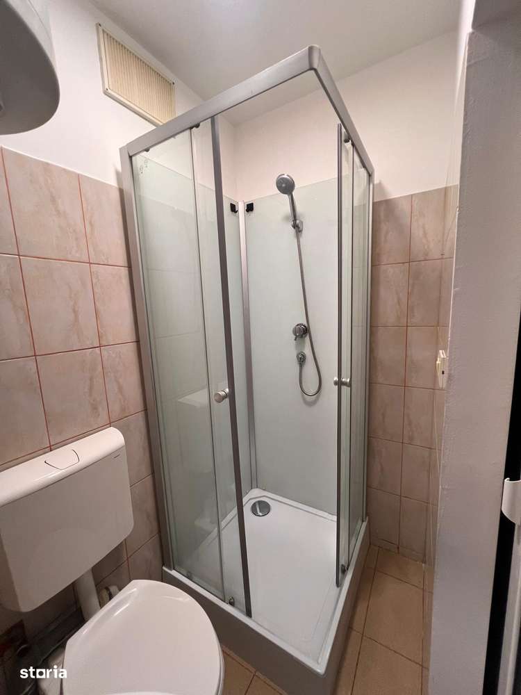 Garsoniera placuta-1