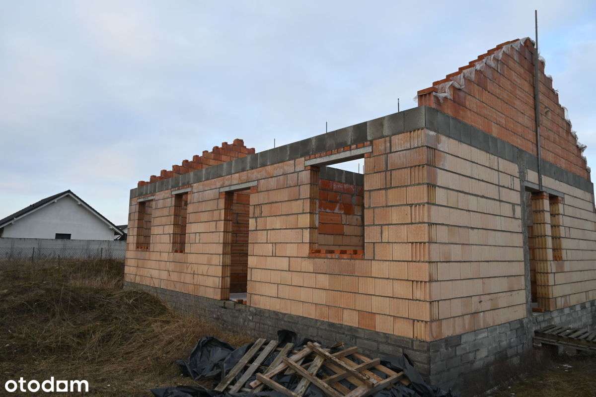 Działka z rozpoczętą budową domu. - Pełny obrazek: 3/4