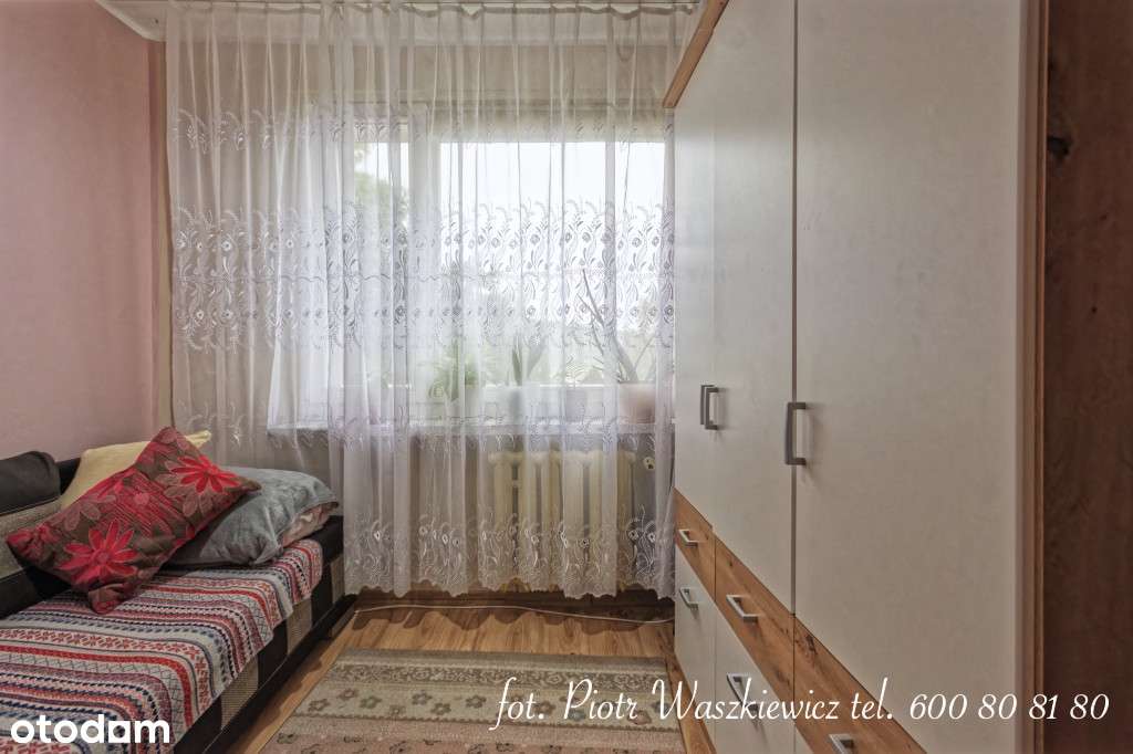 Duże 4 pokojowe mieszkanie na 2 piętrze w Chełmie.-8