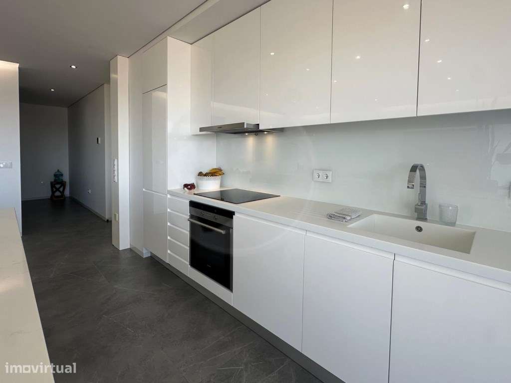 T2 de Luxo em 1ª Linha de Mar em Vila do Conde-24