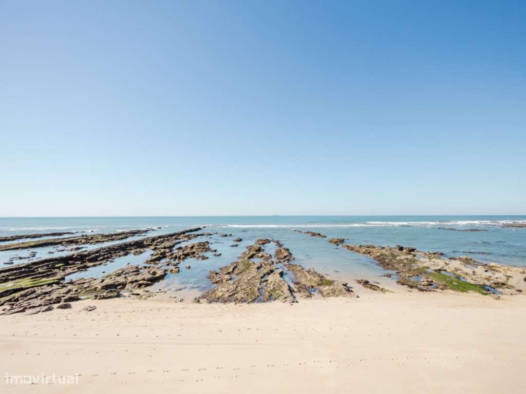 Apartamento T2 na Marginal - Primeira Linha, Figueira da Foz - Tota...-18