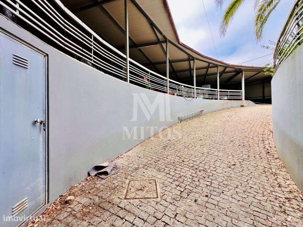 Moradia T3 com comércio para venda em Geraz do Lima, Viana do Castelo-32
