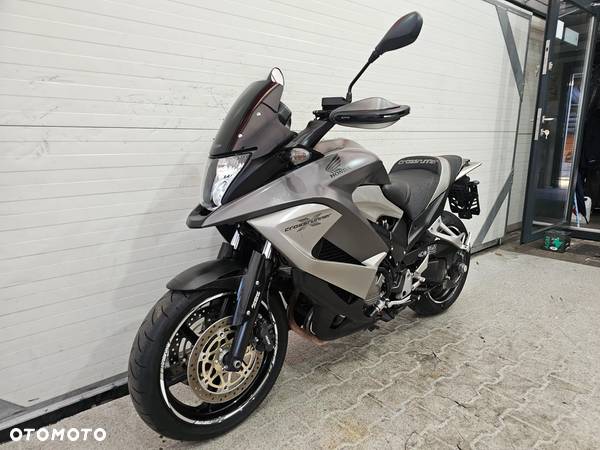 Honda VFR - 7