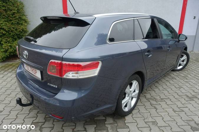 Toyota Avensis 2.0 D-4D Combi - 4