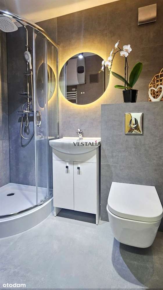 Jasna i funkcjonalna kawalerka po remoncie Olkusz-4