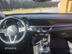 Alfa Romeo Stelvio 2.0 Turbo 16V AT8-Q4 First Edition - 11