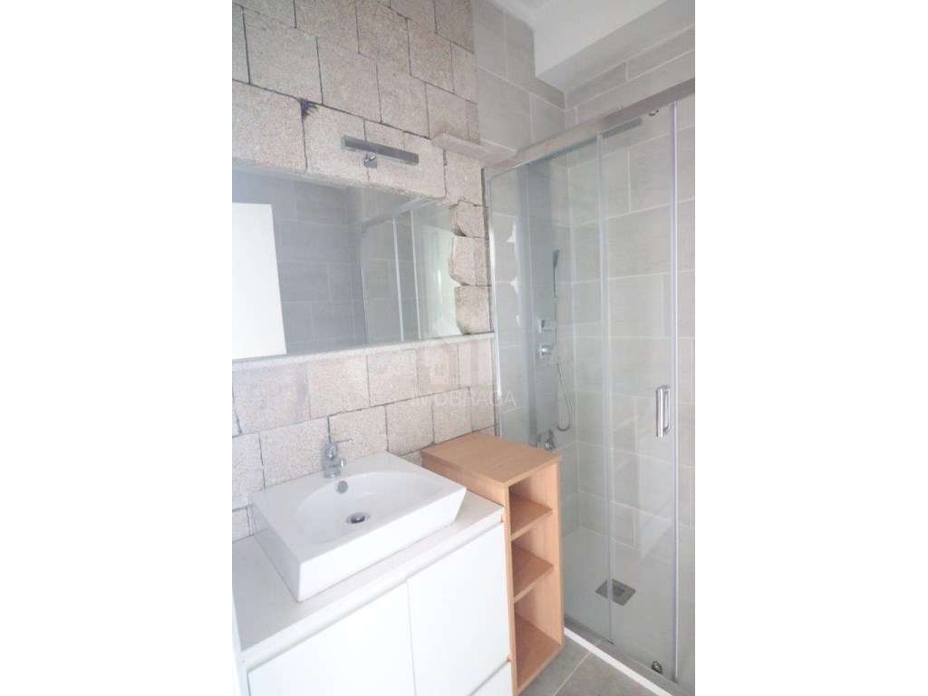 Venda Apartamento T2+1 com Sótão (transformado em T2) - São Vítor, ...-6