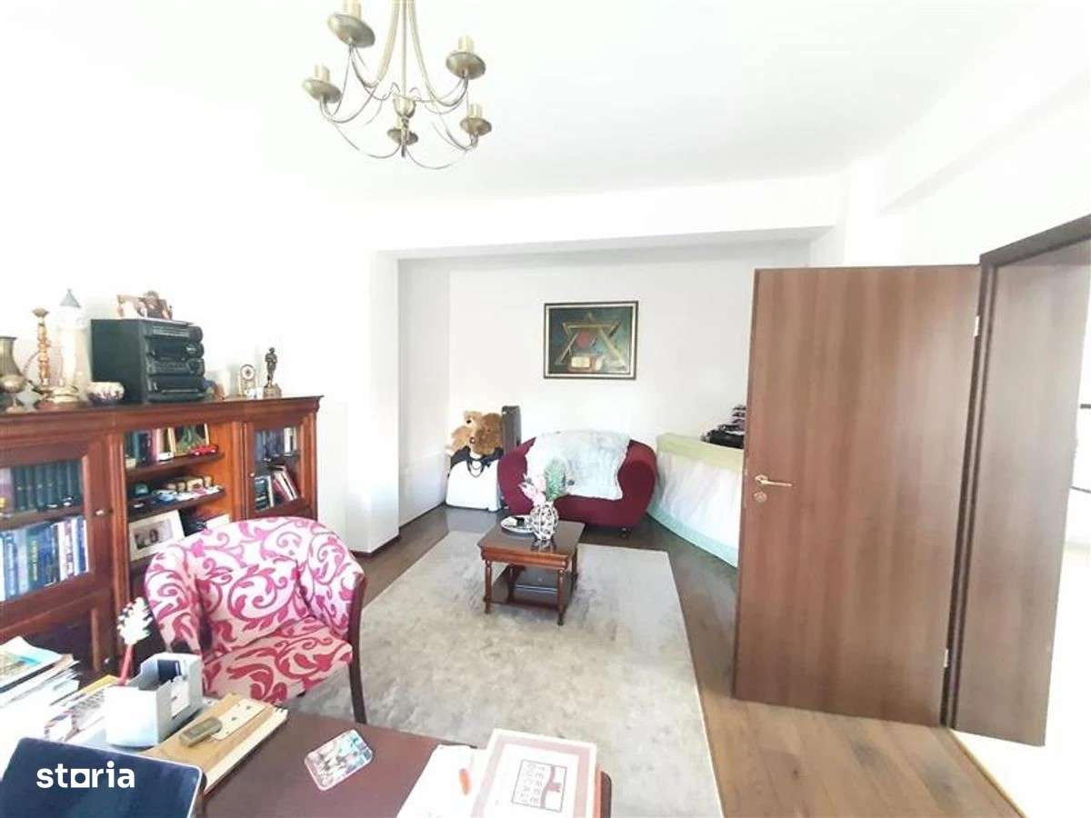 Vila la cheie, cocheta, mobilata-utilata, gradina amenajata-12