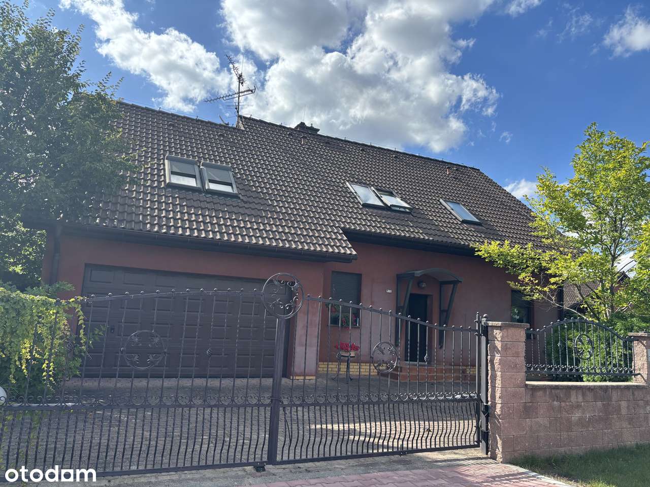 Dom na sprzedaż, 5 pokoi, 163 m², Pyskowice