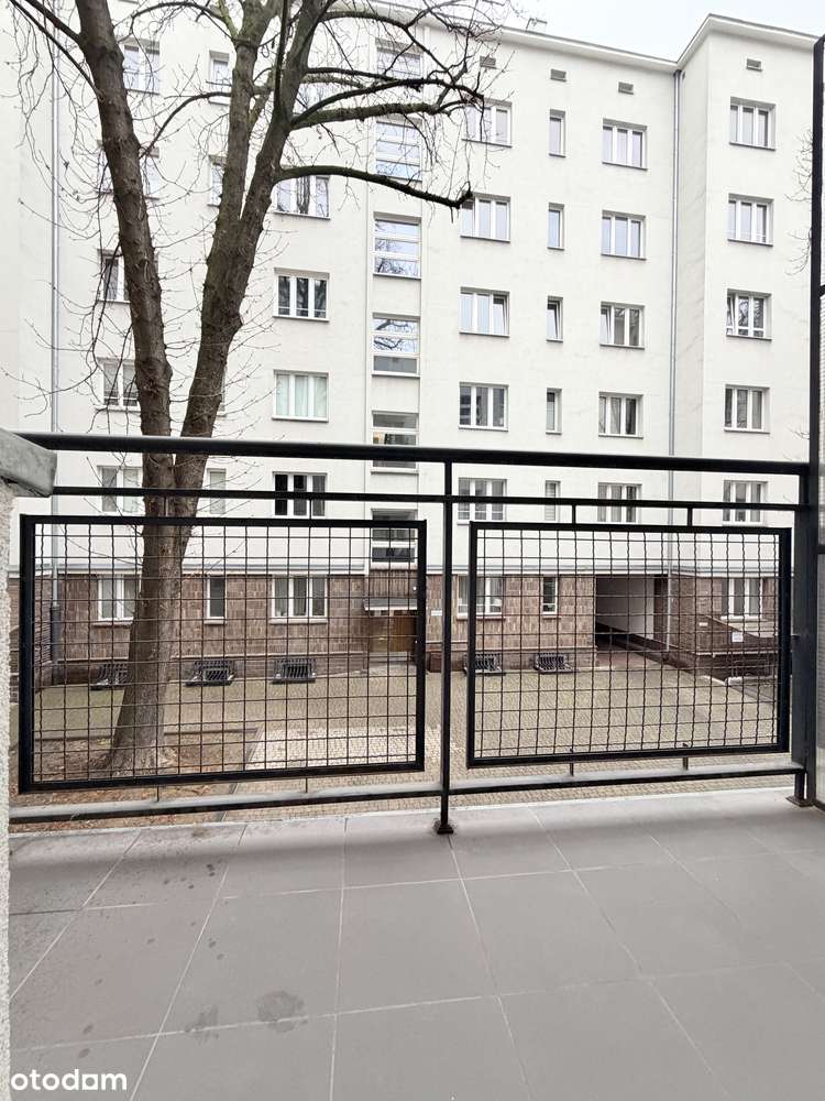 Okazja inwestycyjna:Kawalerka z osobną sypialnią i BALKONEM# KAMIENICA-5