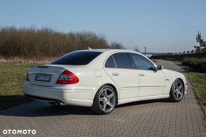 Mercedes-Benz Klasa E 63 AMG - 4