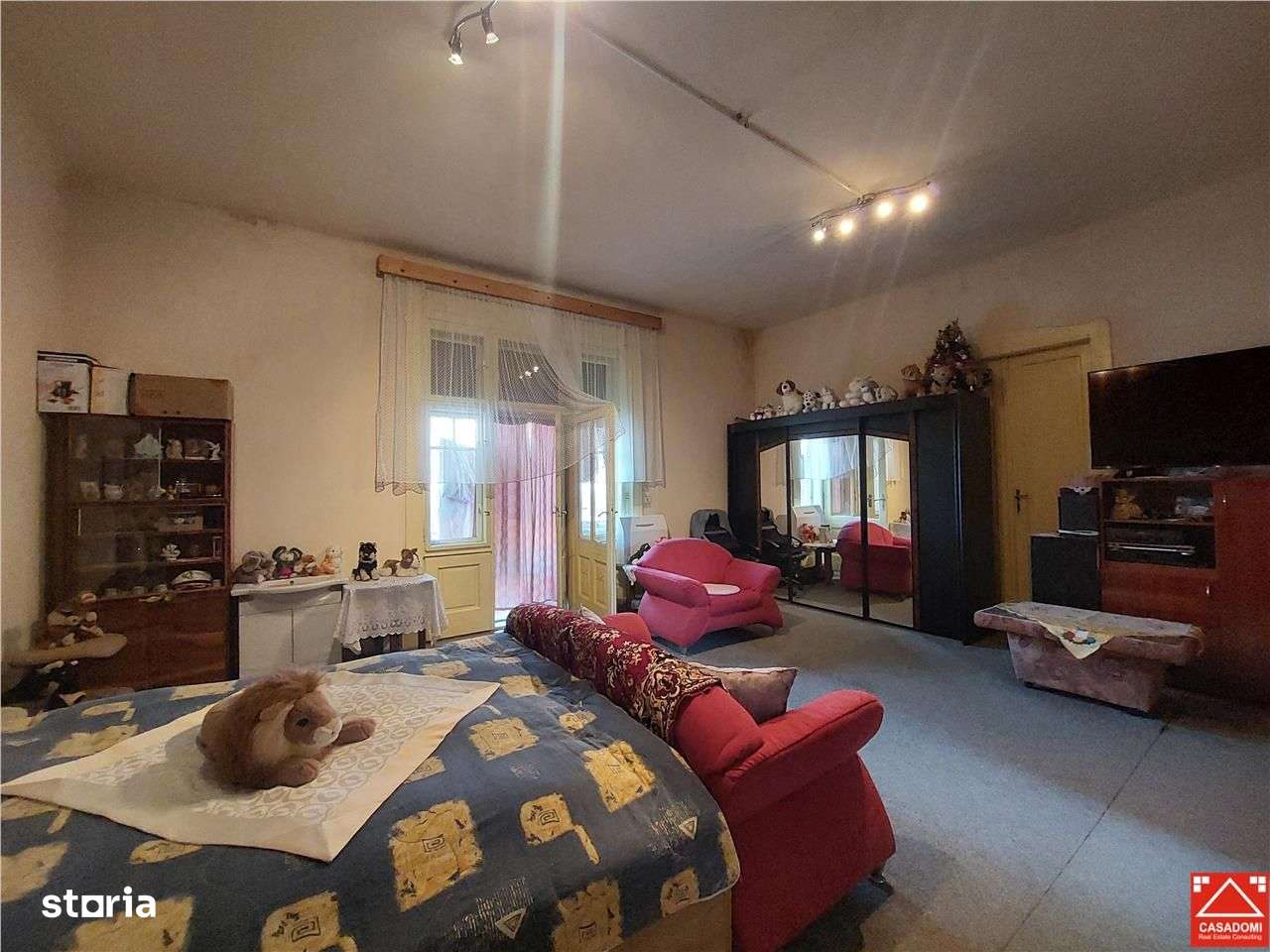 OCAZIE! Apartament spatios, singur pe nivel, zona Metianu! - Imagine principală: 2/15