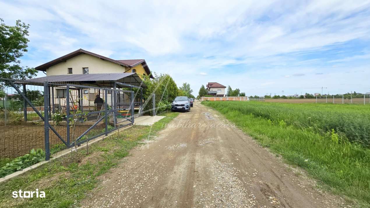 Teren intravilan in zona rezidentiala, la 1 km de A0 si A1-3