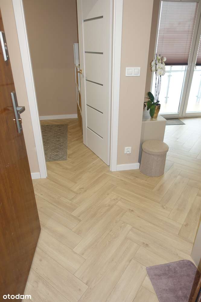 Nowoczesne 2-pokojowe mieszkanie z AGD i umeblowaniem – Os. Komes-15