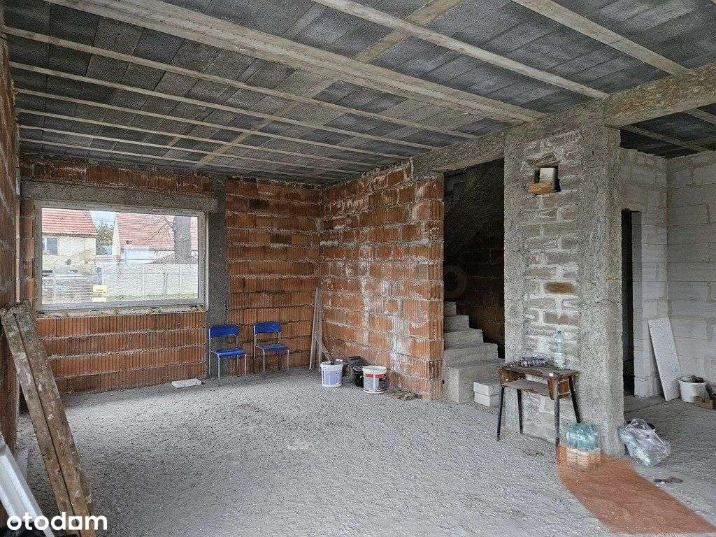 Nowy, wolnostojący dom w trakcie budowy!-11