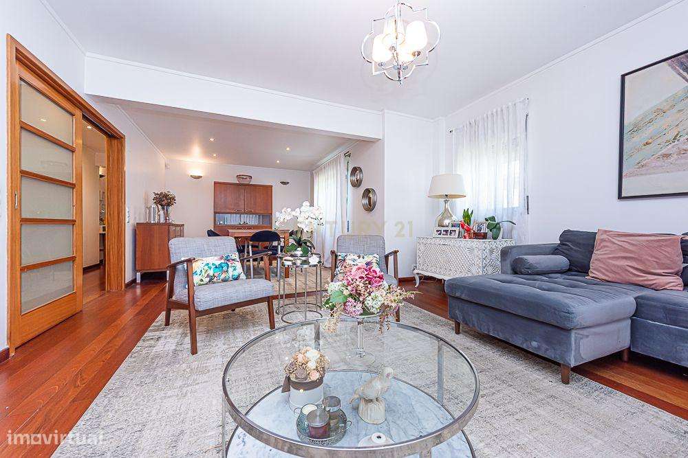 Moradia Geminada T4 com Escritório Independente | Quinta do Chiado-7