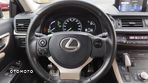 Lexus CT - 17