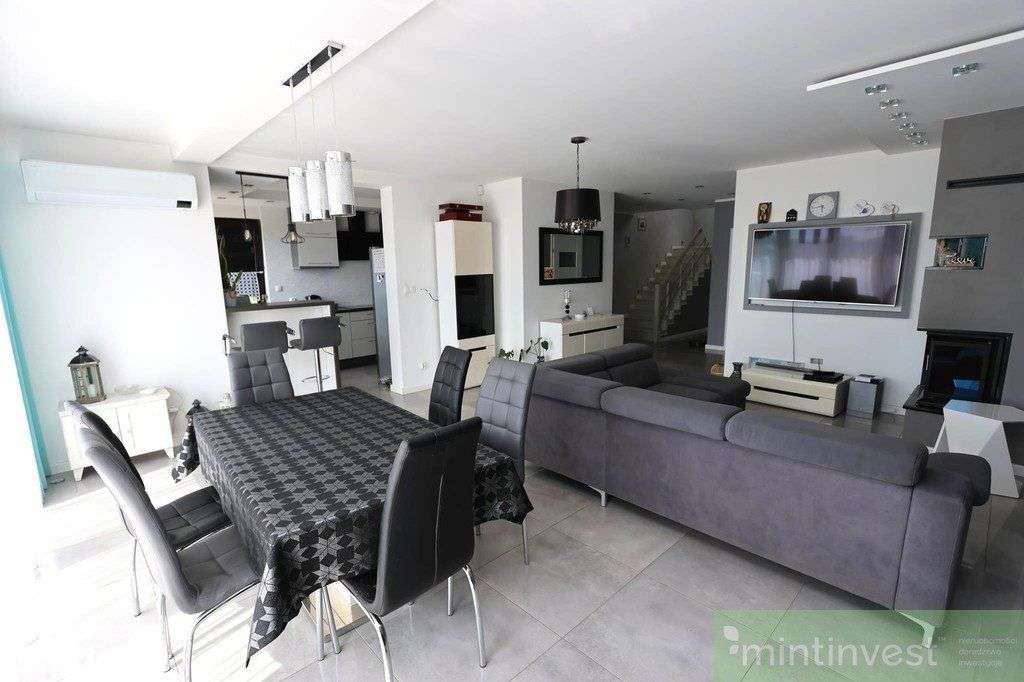 Dom Dla Rodziny Wielopokoleniowej-5