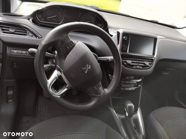 Peugeot 208 1.2 PureTech Active - 6