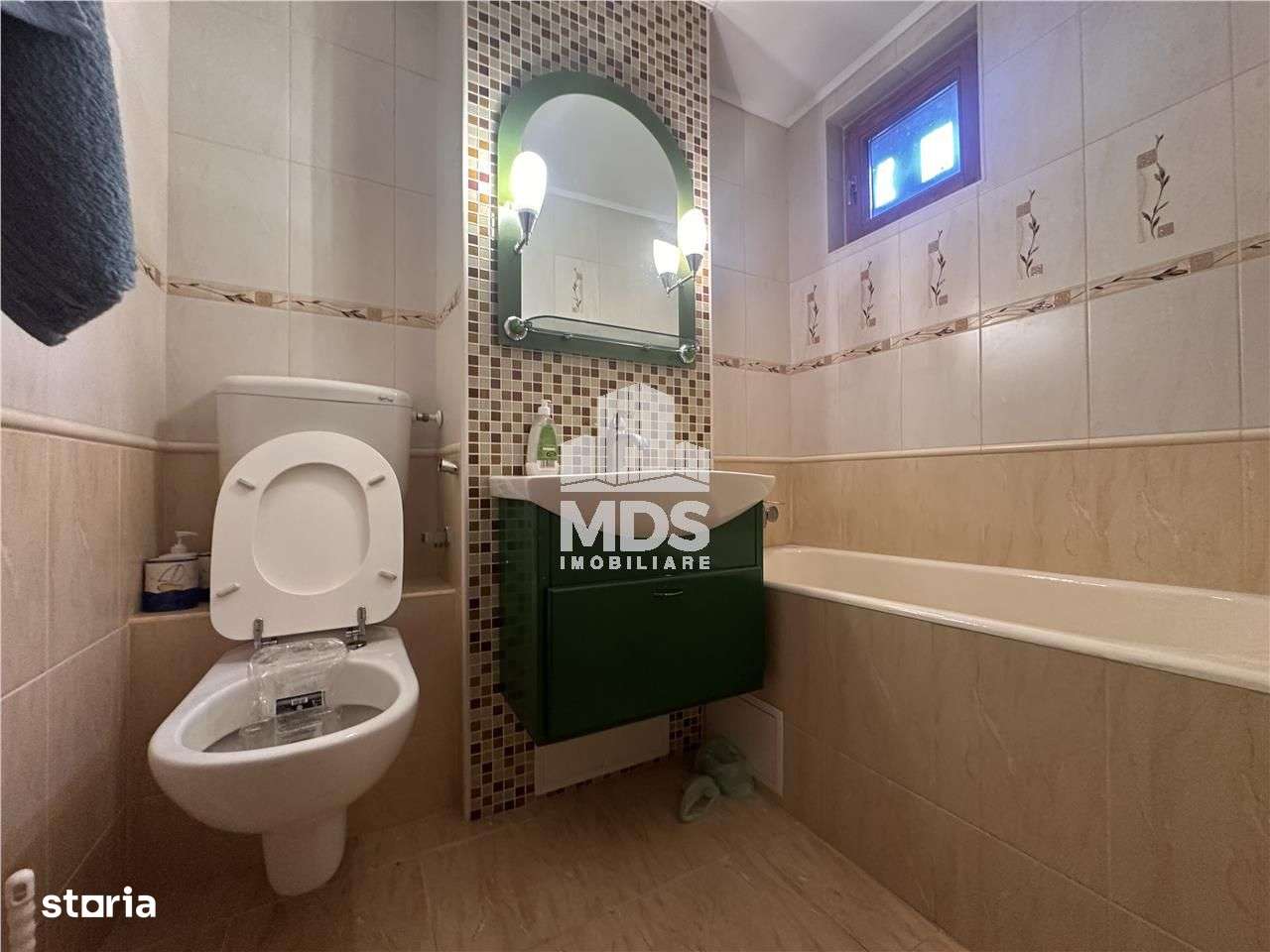 Decomandat la etajul 1 in bloc anvelopat-7