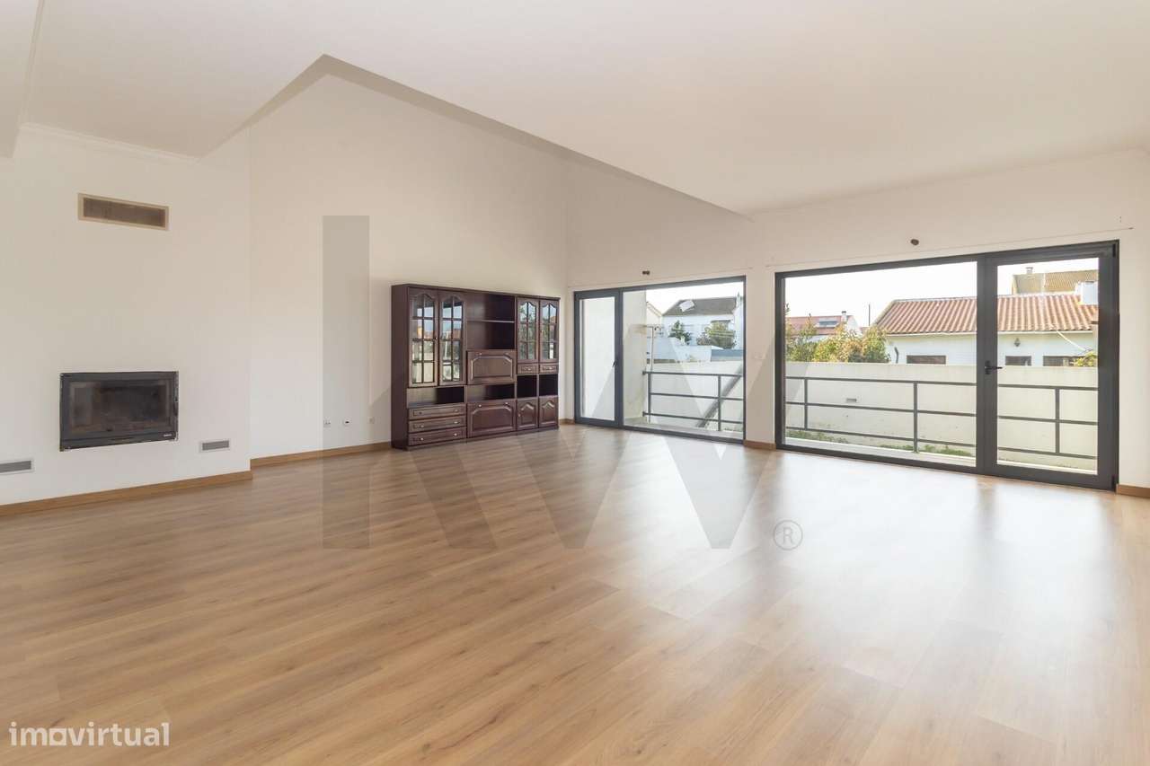 Moradia T6 Exclusiva c/ Moradia T2 e Anexo | Oportunidade para Lar/Mul - Grande imagem: 4/60