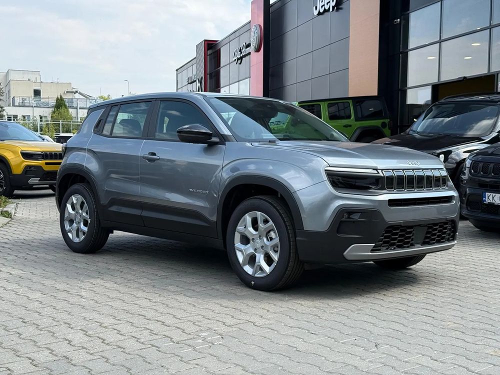 AVENGER MHEV MY25-Altitude 1.2 T3 110 KM AT FWD