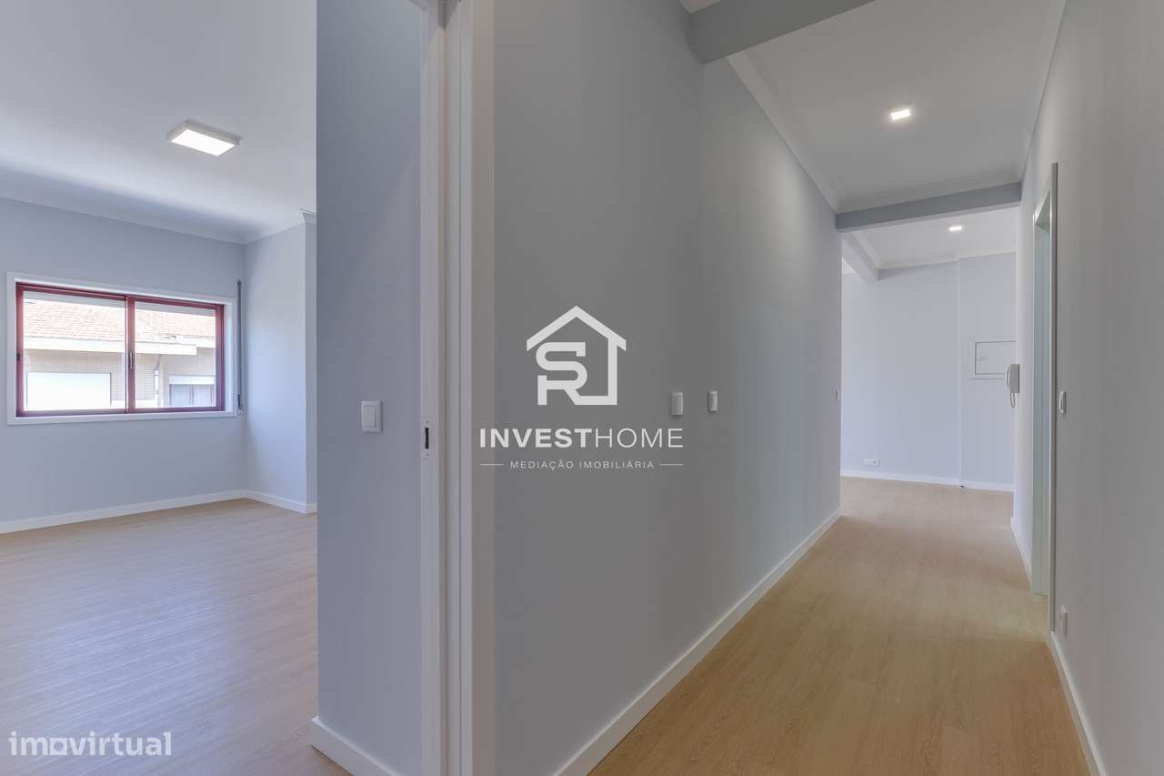 Apartamento T2+1 | Renovado | Boas Áreas | Varanda | 2 Lugares Garagem-22