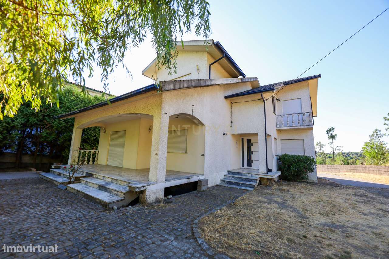 Moradia Isolada T5 em Silgueiros  - Oportunidade Única!-17