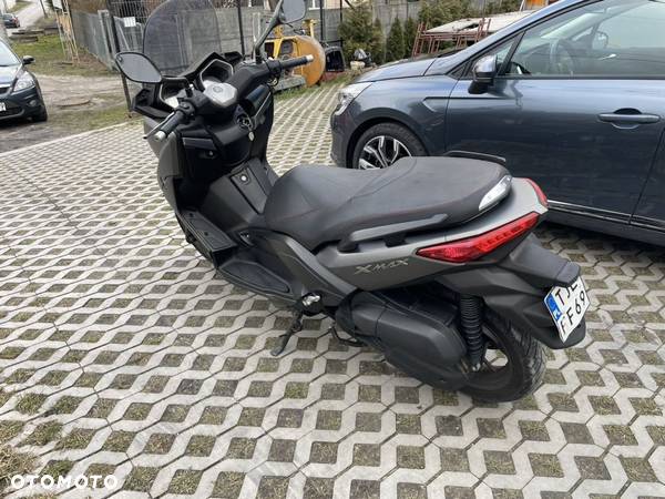 Yamaha X-max - 4