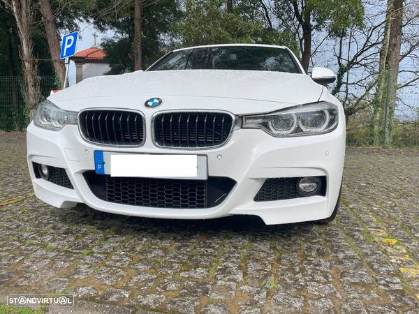 BMW 330 e iPerformance Pack M - 5