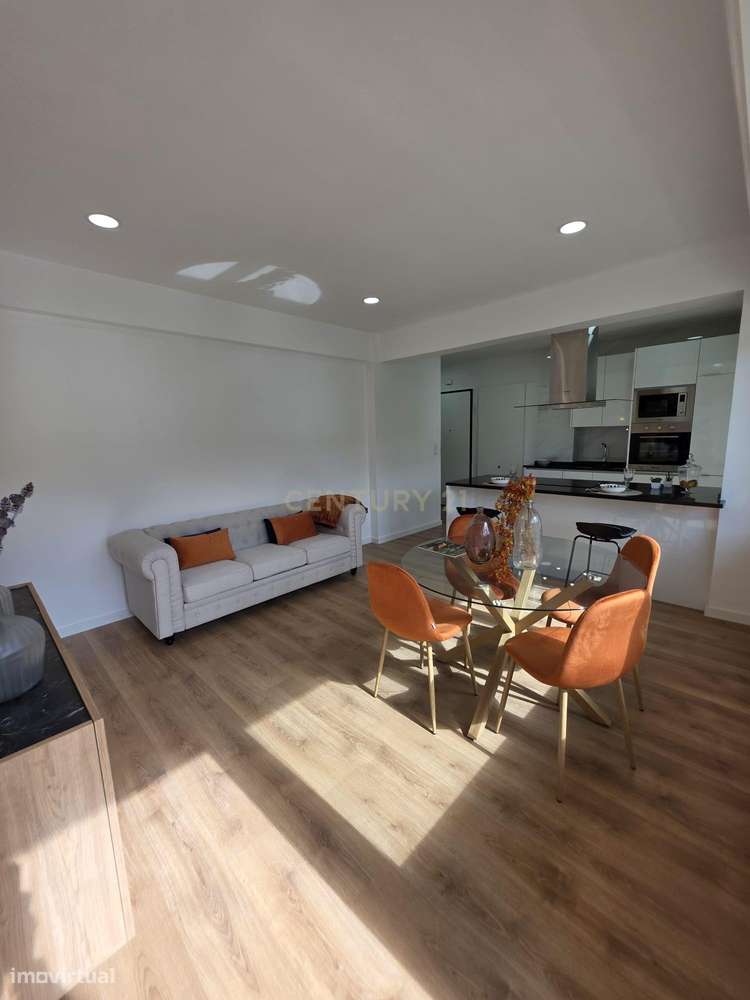 T3 NOVO -C/ SUITE E VARANDA-11