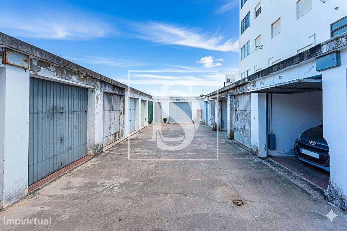 Garagem Box Centro Tavira-1