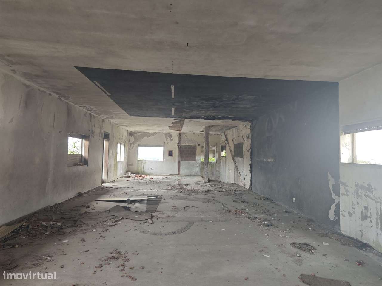 Edifício Inacabado com Enorme Potencial de Rentabilização-19